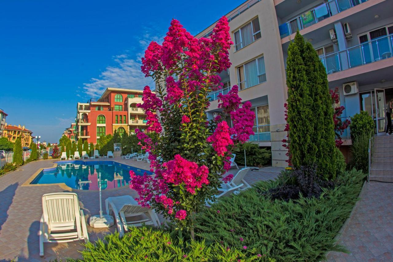 Anthony Complex Aparthotel Sveti Vlas Exterior photo