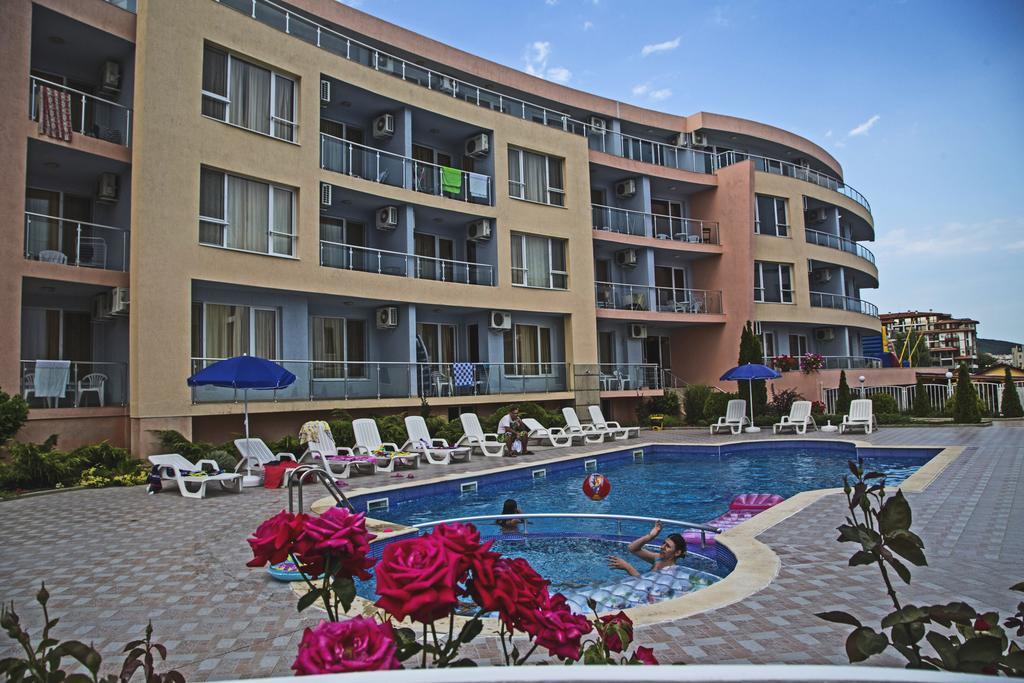 Anthony Complex Aparthotel Sveti Vlas Exterior photo
