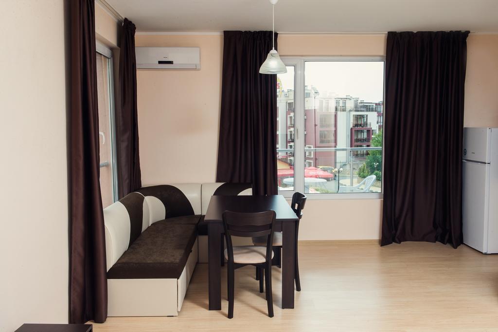 Anthony Complex Aparthotel Sveti Vlas Exterior photo